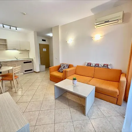 Menada Royal Sun Apartments Sunny Beach Exterior photo