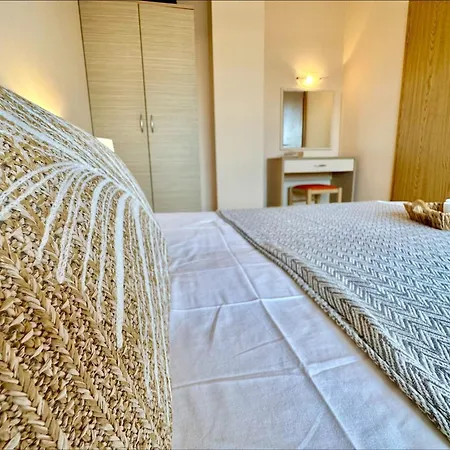 Menada Royal Sun Apartments Sunny Beach Room photo