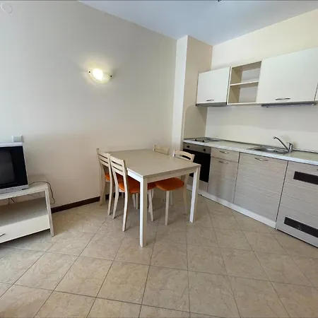 Menada Royal Sun Apartments Sunny Beach Room photo