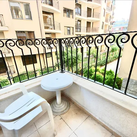 Menada Royal Sun Apartments Sunny Beach Exterior photo