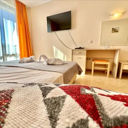 Menada Royal Sun Apartments Sunny Beach Room photo