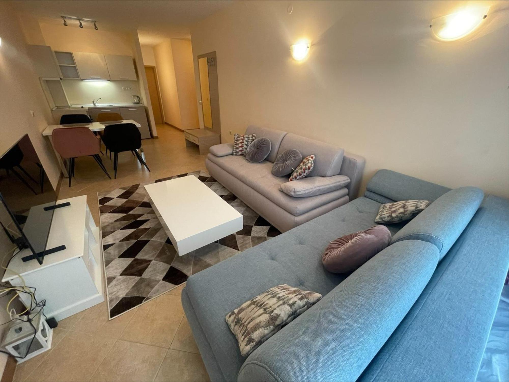 Menada Royal Sun Apartment *