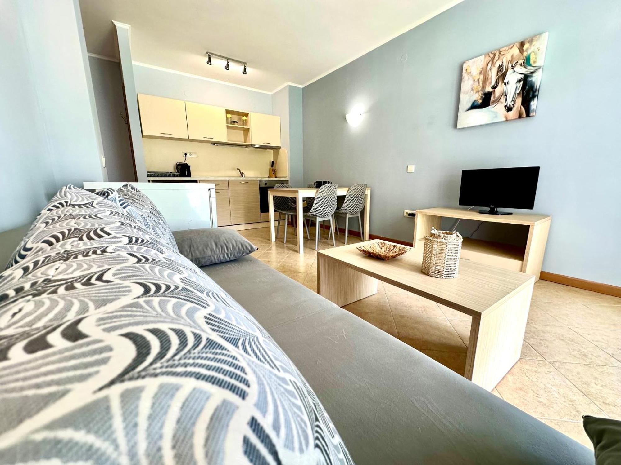 Menada Royal Sun Apartment Sunny Beach
